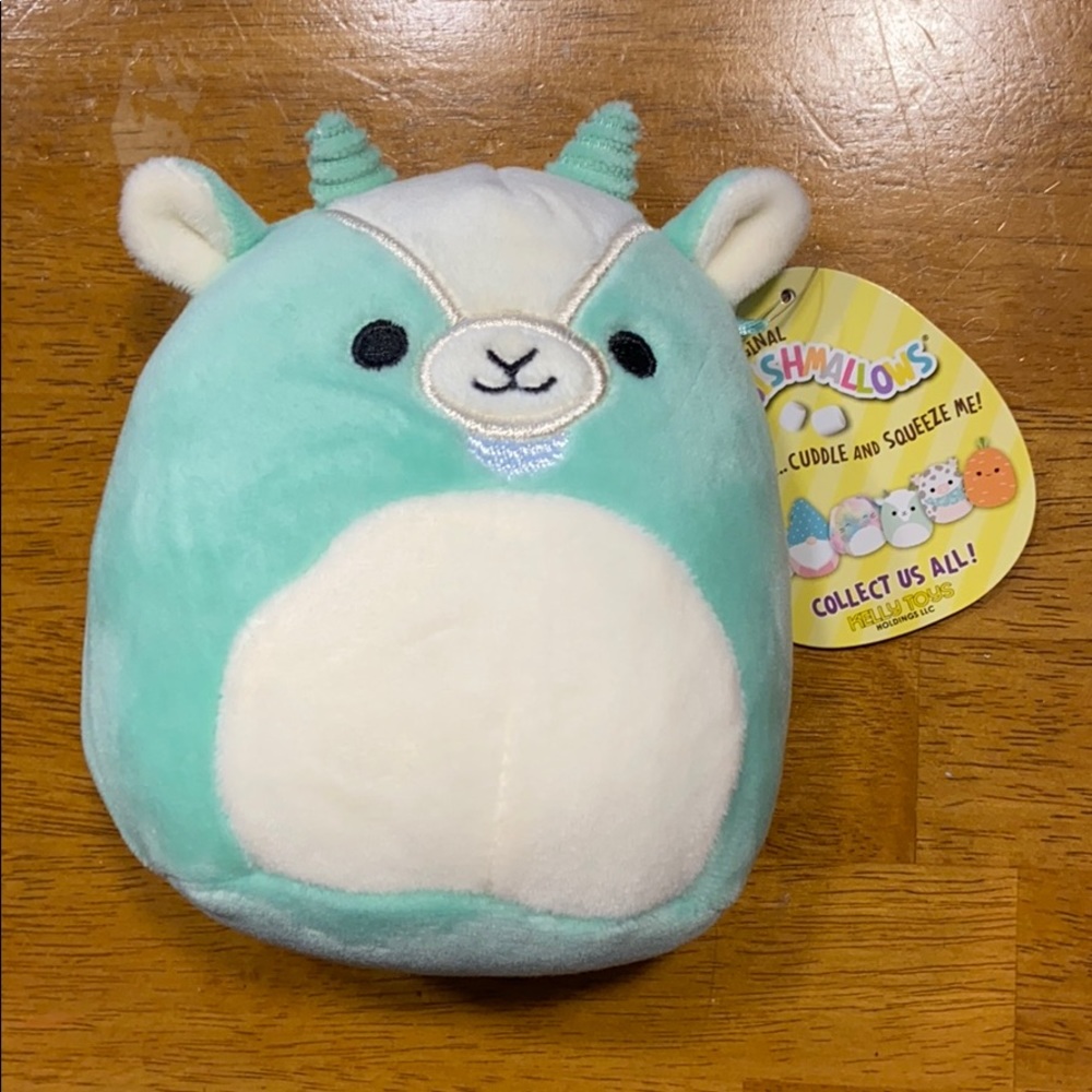 Palmer Easter Goat Squishmallow (4in)